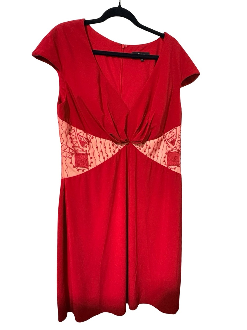 J’Adore Evening Red Embroidered Cocktail Dress BNWT Size 18